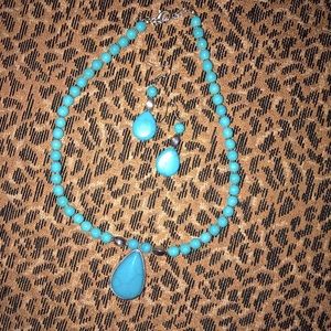 3/15 ✨ 3pc Turquoise Necklace and Earring Set